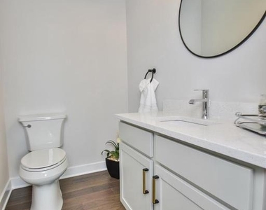 8276 Safarian Way - Photo Thumbnail 23