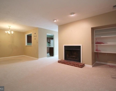 10118 Oakton Terrace Road - Photo Thumbnail 14