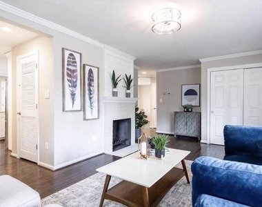 3111 Graydon Street - Photo Thumbnail 3