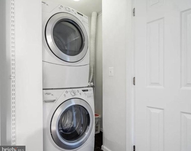 3111 Graydon Street - Photo Thumbnail 15