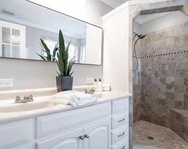 3111 Graydon Street - Photo Thumbnail 13