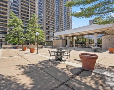 3701 S George Mason Drive - Photo Thumbnail 32