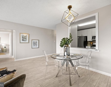 3701 S George Mason Drive - Photo Thumbnail 13