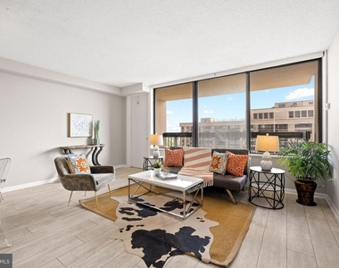 3701 S George Mason Drive - Photo Thumbnail 14