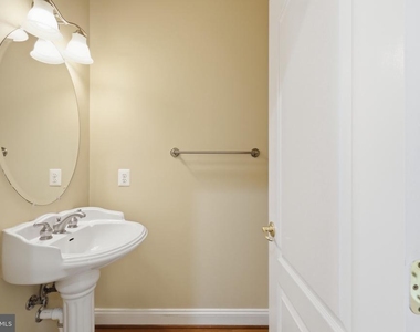 6403 Velliety Lane - Photo Thumbnail 11