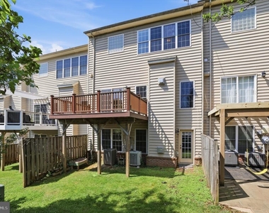 6403 Velliety Lane - Photo Thumbnail 62