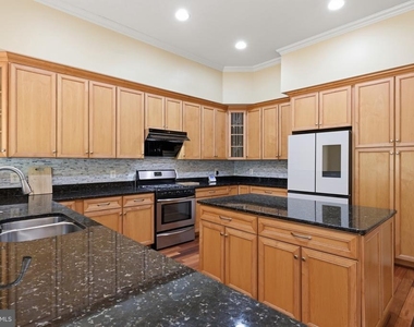 6403 Velliety Lane - Photo Thumbnail 18