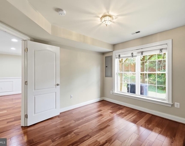 6403 Velliety Lane - Photo Thumbnail 51