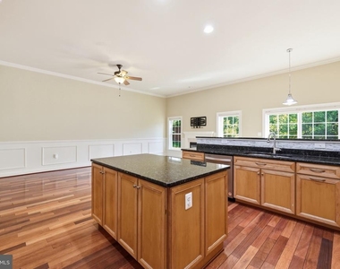 6403 Velliety Lane - Photo Thumbnail 16