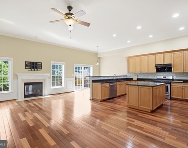 6403 Velliety Lane - Photo Thumbnail 13
