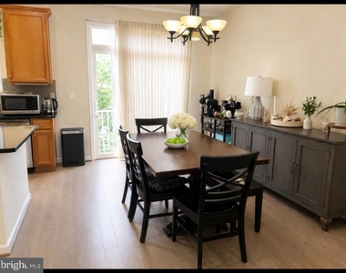 4577 Derring Lane - Photo Thumbnail 1