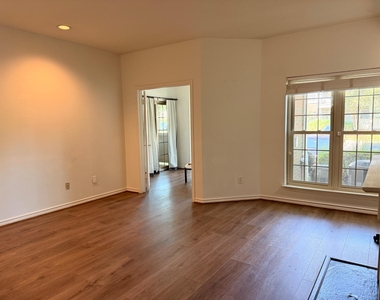 12152 Penderview Terrace - Photo Thumbnail 2