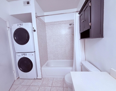 12152 Penderview Terrace - Photo Thumbnail 10