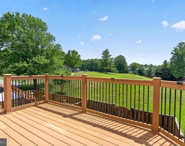 6453 Linleigh Way - Photo Thumbnail 8