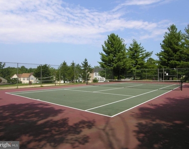 6453 Linleigh Way - Photo Thumbnail 39