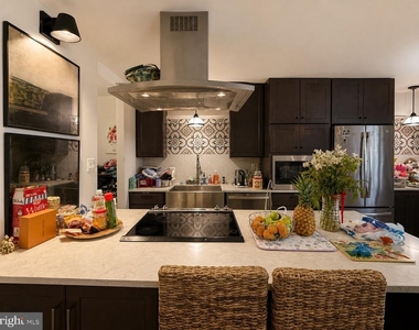 11659 Stoneview Square - Photo Thumbnail 2
