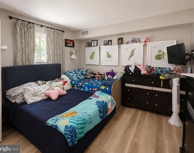 11659 Stoneview Square - Photo Thumbnail 6