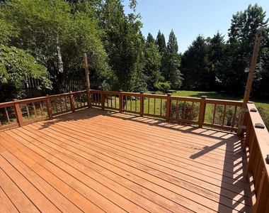 1131 Marion Avenue - Photo Thumbnail 10