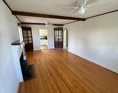 1131 Marion Avenue - Photo Thumbnail 1