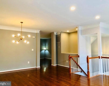 4497 Monmouth Street - Photo Thumbnail 2