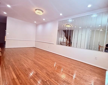 5944 Raina Drive - Photo Thumbnail 1