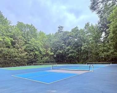 5944 Raina Drive - Photo Thumbnail 16