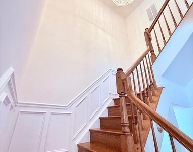 5944 Raina Drive - Photo Thumbnail 8
