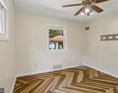 6622 Cornell Drive - Photo Thumbnail 13