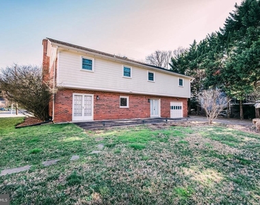6226 Hardy Drive - Photo Thumbnail 33