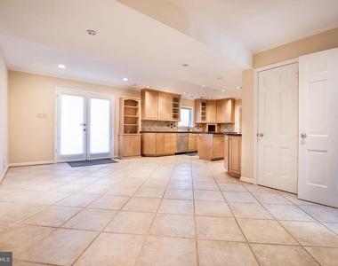 6226 Hardy Drive - Photo Thumbnail 11