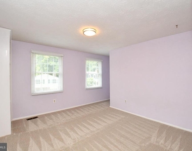 8017 Diving Cliff Lane - Photo Thumbnail 24