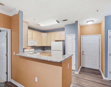 3850 Lightfoot Street - Photo Thumbnail 2