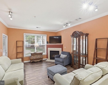 3850 Lightfoot Street - Photo Thumbnail 9