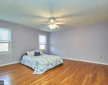 11312 Myrtle Lane - Photo Thumbnail 11