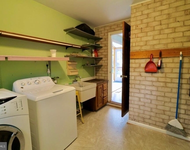11312 Myrtle Lane - Photo Thumbnail 10