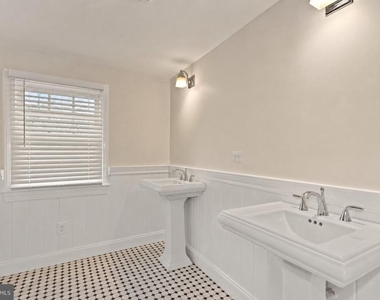 326 Walker Road - Photo Thumbnail 36