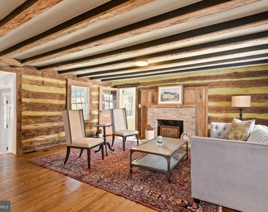 326 Walker Road - Photo Thumbnail 10