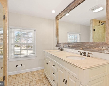 326 Walker Road - Photo Thumbnail 27