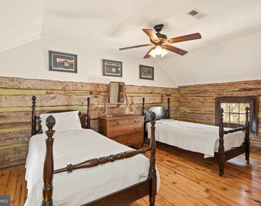 326 Walker Road - Photo Thumbnail 29