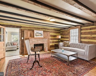 326 Walker Road - Photo Thumbnail 11
