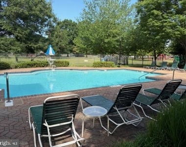 5563 Seminary Road - Photo Thumbnail 14