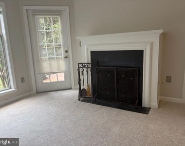 5563 Seminary Road - Photo Thumbnail 11