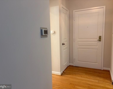5563 Seminary Road - Photo Thumbnail 5