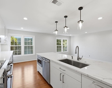 10429 Red Granite Terrace - Photo Thumbnail 9