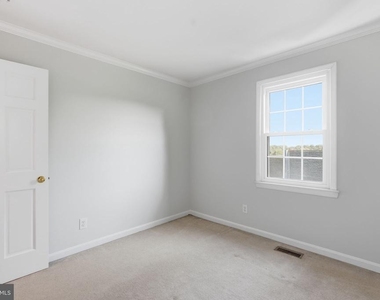 10429 Red Granite Terrace - Photo Thumbnail 23