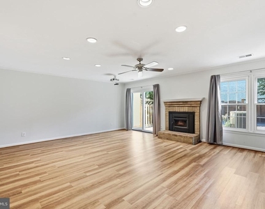 10429 Red Granite Terrace - Photo Thumbnail 28