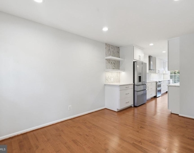 10429 Red Granite Terrace - Photo Thumbnail 12