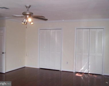6434 Eastleigh Court - Photo Thumbnail 11