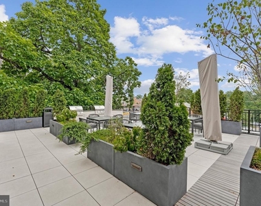 6718 Lowell Avenue - Photo Thumbnail 39