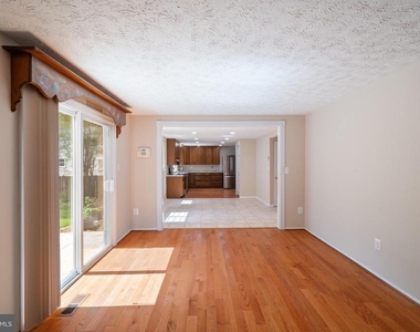1103 Burwick Drive - Photo Thumbnail 6